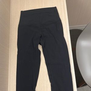 Lululemon align legging size 4 - pilling throughout, small hole on leg